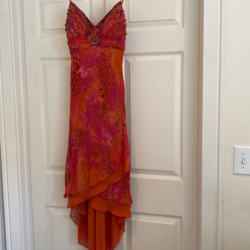 Sue Wong beaded High-Low cocktail or formal prom dress Size 4. Mint condition.